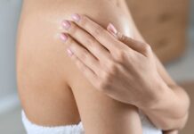 Naturalne olejki do ciała na lato – które są lekkie i szybko się wchłaniają?