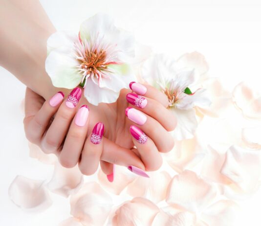 5 grzechów, które niszczą paznokcie (i jak ich unikać)