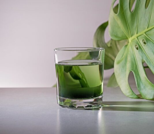 Nowy boom: woda chlorofilowa – hit czy mit?