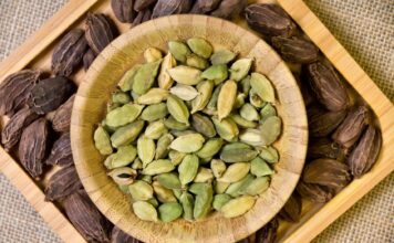 Letnie przyprawy, które wspierają trawienie — imbir, kardamon, mięta