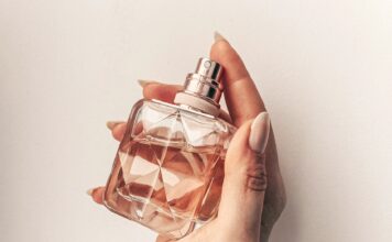 Zapachy jesieni: perfumy z nutą kawy, cynamonu i kasztana