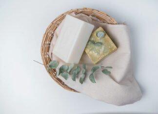 Domowe spa za 30 zł”: drogeria i apteka — 3 sprawdzone zestawy SOS