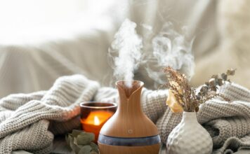 Jesienne zapachy w domu: świeca vs. dyfuzor — co jest zdrowsze?