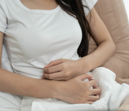 Wzdęcia po „zdrowym” jedzeniu? Najczęstsze pułapki i jak z nich wyjść