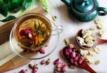 Top 10 herbat funkcjonalnych — sen, trawienie, odporność