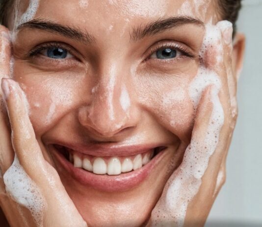 Zimowy rytuał w duecie: olejek i pianka Caudalie, które rozpieszczają skórę