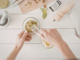 Przebarwienia posłoneczne – jak je usunąć domowymi sposobami?