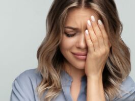 Dlaczego stres widać na twarzy? 5 sygnałów, które pokazuje skóra
