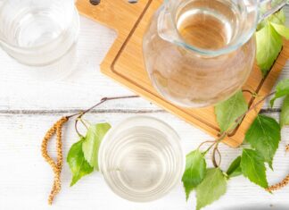 Dlaczego sok z brzozy i pokrzywy to najsilniejszy duet na wiosenny reset?