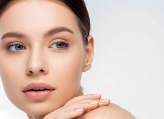 Jak przywrócić skórze healthy glow?Postaw na rozświetlająco-nawilżającą pielęgnację od Candid w dwóch wiosennych krokach!